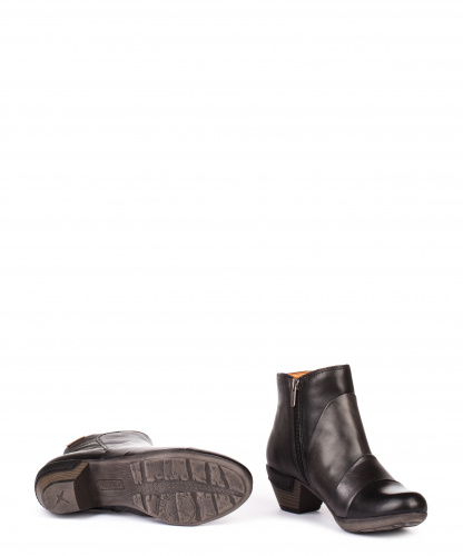 Полусапожки Pikolinos 902-8821 Black